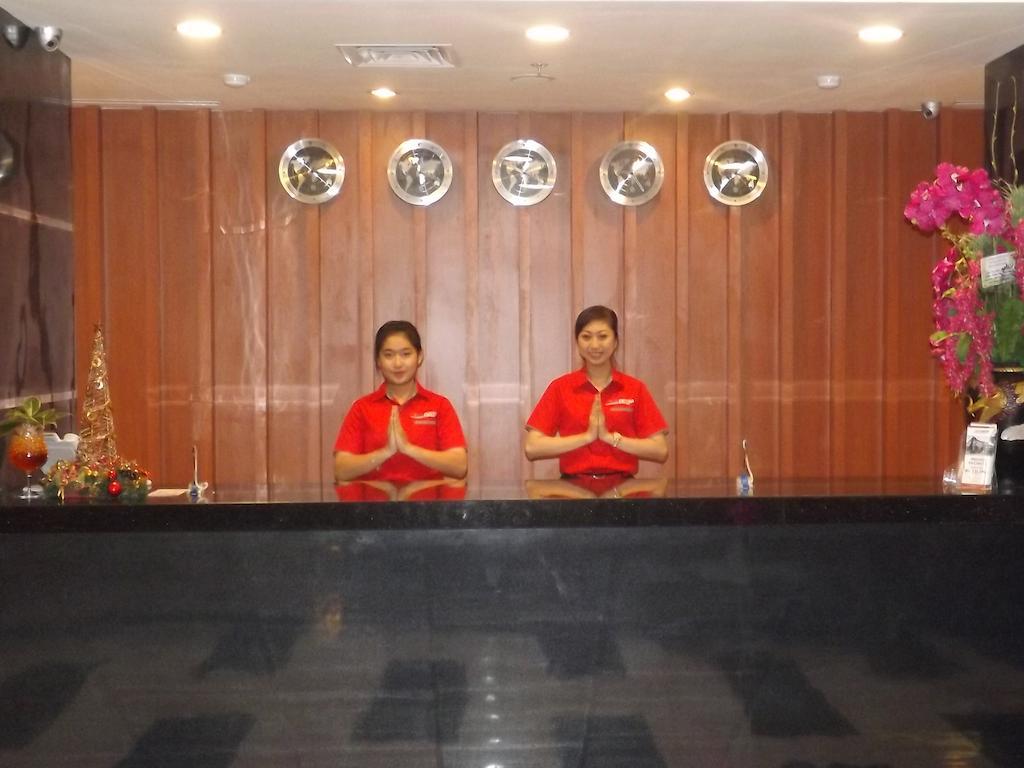 Quin Centro Hotel Palembang Esterno foto