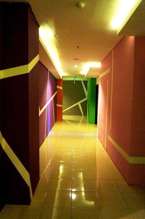 Quin Centro Hotel Palembang Esterno foto